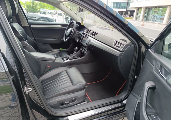 Skoda Superb cena 71900 przebieg: 196739, rok produkcji 2016 z Warszawa małe 781
